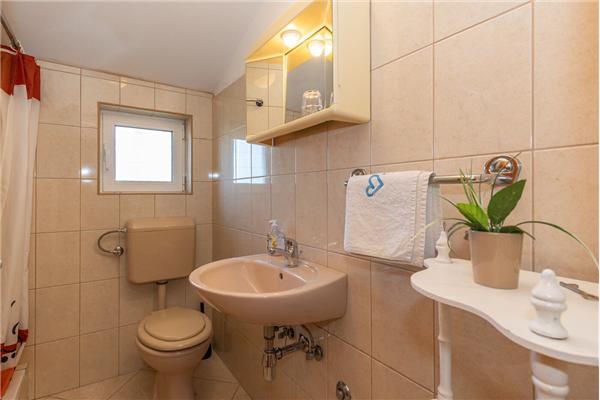 Apartment A2, for 4 persons