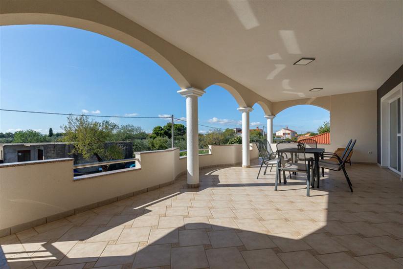 Apartment A3, for 6 persons
