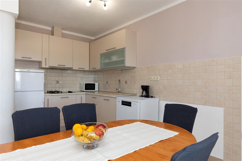 Apartment A3, for 6 persons