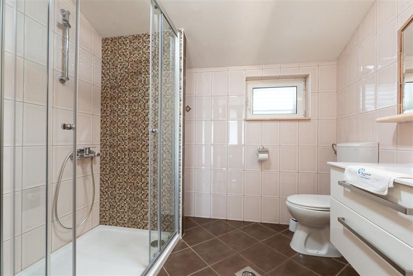 Apartment A3, for 6 persons