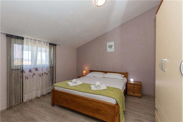 Apartment A3, for 6 persons