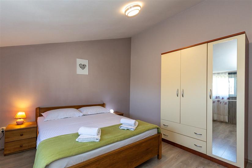 Apartment A3, for 6 persons