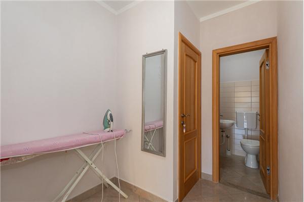 Apartment A1, for 5 persons