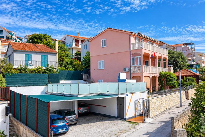 Apartments Ljubica