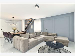 Villa Jolie Privlaka (Zadar), Size 200.00 m2, Accommodation with pool