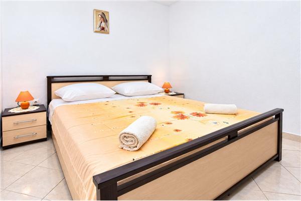 Apartment A1, for 2 persons