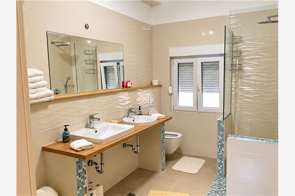 Apartment A2, for 7 persons