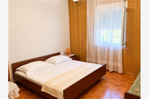 Apartment A2, for 7 persons