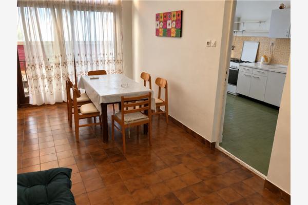 Apartment A2, for 7 persons
