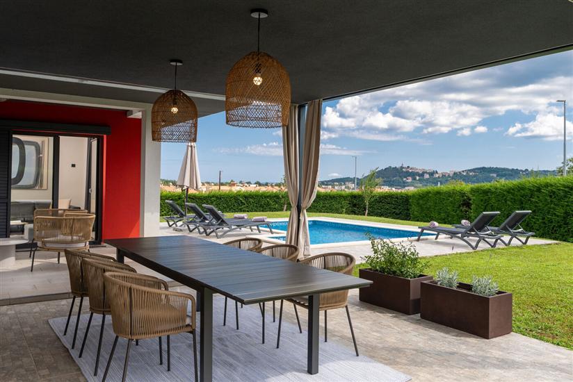 House Urban Villa