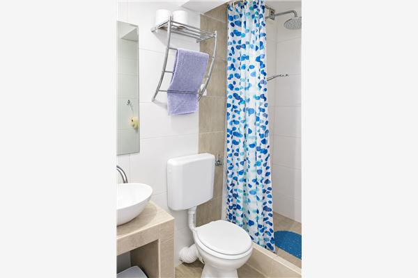 Apartment A4, for 6 persons
