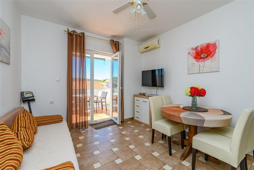 Apartment A2, for 4 persons