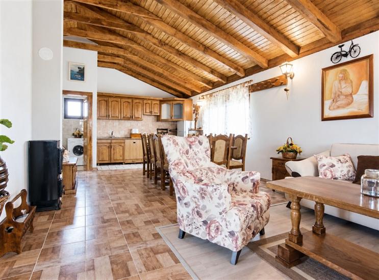 House K1, for 8 persons