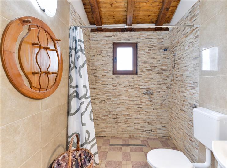 House K1, for 8 persons