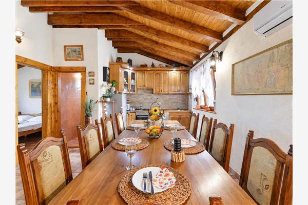 House K1, for 8 persons