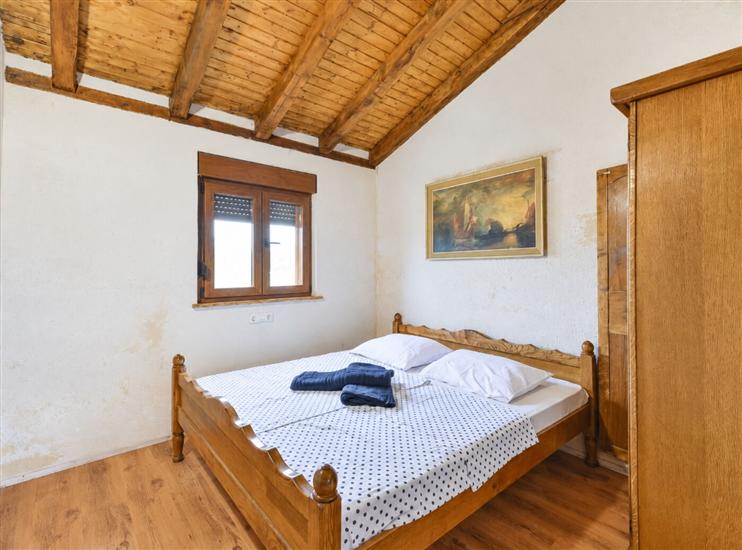 House K1, for 8 persons