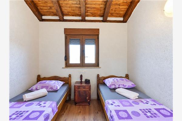 House K1, for 8 persons