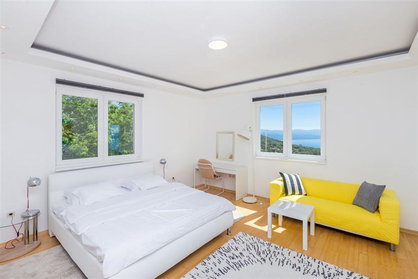 House K1, for 10 persons