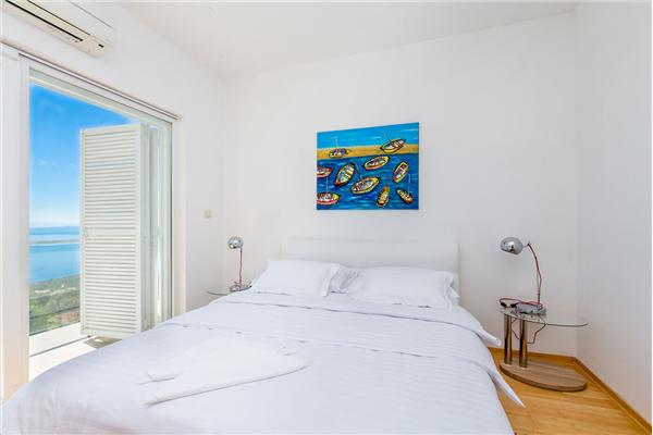 House K1, for 10 persons
