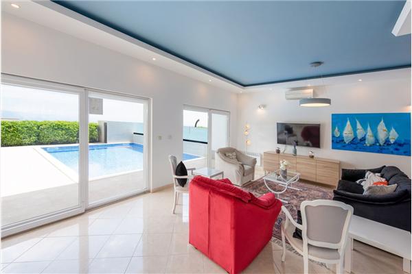 House K1, for 10 persons