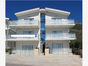 Апартаменты Lekovic Lux Sutomore, квадратура 40,00 m2, размещение с бассейном, Воздуха удалённость от моря 250 m