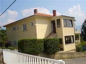 Apartment Kvarners islands,Book  Dvorničić From 79 €