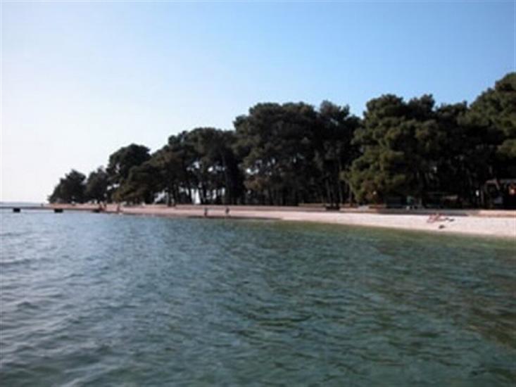 Valbandon tourist guide