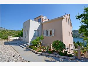 Apartments Vesna South Dalmatian islands, Size 38.00 m2, Airline distance to the sea 20 m