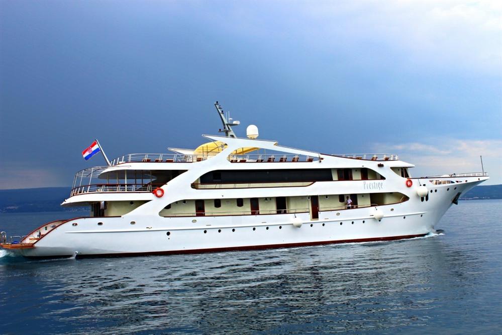 Cruise ships Prestige - Cruise Croatia