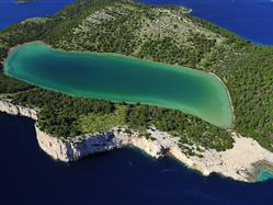 Zátoka Telašćica - ostrov Dugi otok Petrcane ( Zadar ) 