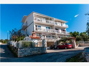 Appartement Split en Trogir Riviera,Reserveren  Duje Vanaf 176 €