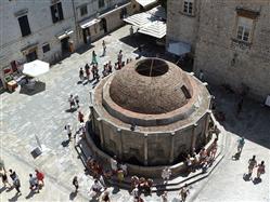 Nagy Onofrió kút Mlini (Dubrovnik) Nevezetességek