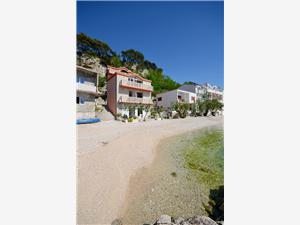 Apartmaji Jure Makarska riviera, Kvadratura 30,00 m2, Oddaljenost od morja 10 m, Oddaljenost od centra 100 m