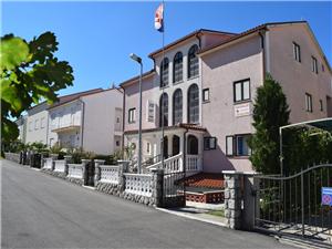 Apartment Kvarners islands,Book  Stana From 157 €