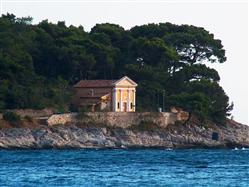 L'église de l'Annonciation de la Bienheureuse Vierge Marie (Annunziata) Mali Losinj - île de Losinj L'église