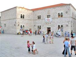 Kneževo palačo Privlaka (Zadar) Znamenitosti