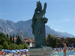 Statue of St. Nikola Drvenik Sights