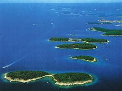 otoke v bližini Rovinja in obalno regijo Buje Znamenitosti