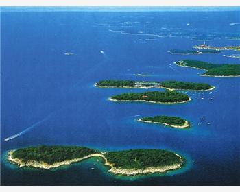 die Rovinj Inseln und das Festland