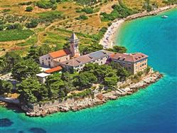 Dominikanski samostan Smokvica - otok Korčula Znamenitosti