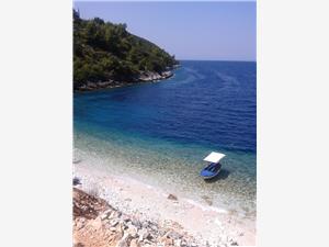 Beachfront accommodation South Dalmatian islands,Book  Marjana From 68 €