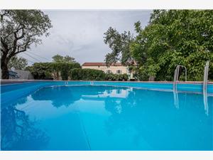 Accommodation with pool Blue Istria,Book  Helena From 157 €