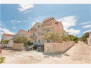 Apartman Közép-Dalmácia szigetei,Foglaljon  Ante From 28771 Ft