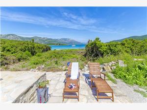 Hiša Vinko Južnodalmatinski otoki, Hiša na samem, Kvadratura 30,00 m2, Oddaljenost od morja 50 m