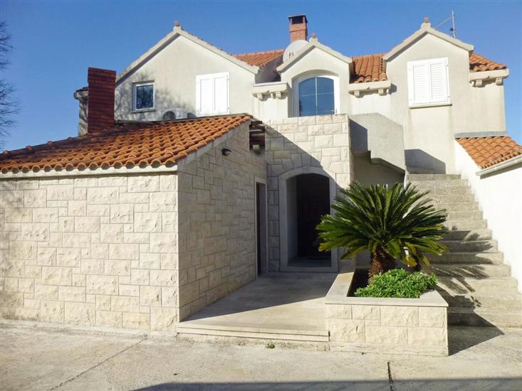 Apartamenty Burin