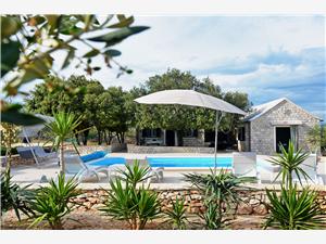 House Sweet Dreams Pucisca - island Brac, Size 70.00 m2, Accommodation with pool