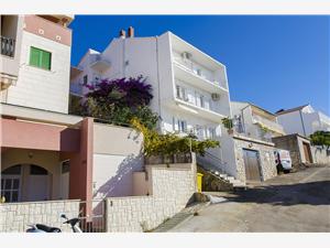 Apartment Split and Trogir riviera,Book  Rada From 114 €