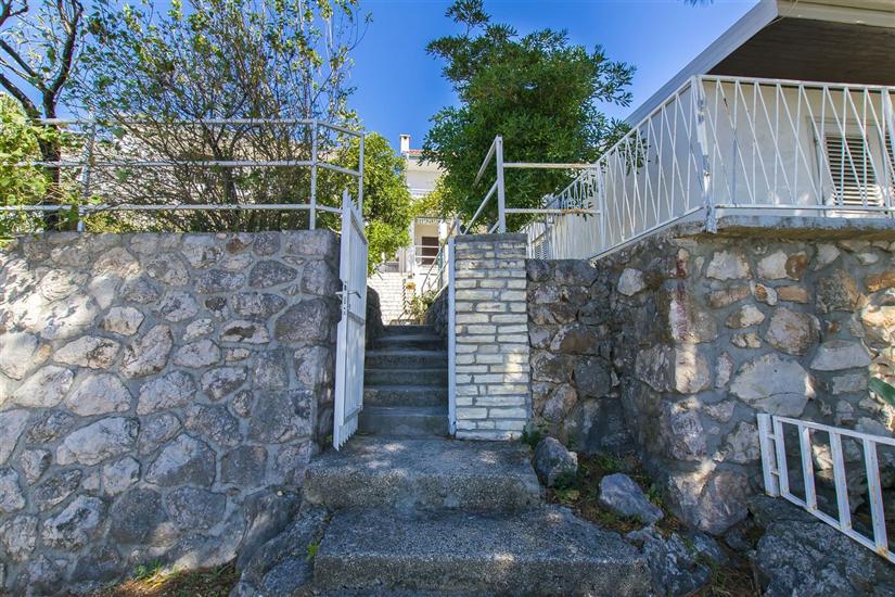 Apartament Tina
