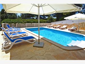 Villa Korčula Prizba, Dimensioni 140,00 m2, Alloggi con piscina, Distanza aerea dal mare 50 m