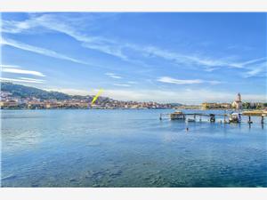 Apartments and Rooms Iva Trogir, Size 16.00 m2, Airline distance to the sea 100 m, Airline distance to town centre 300 m